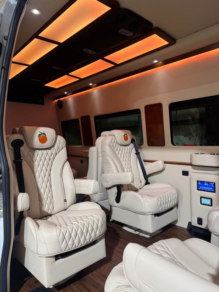 Amber-lit captain chairs